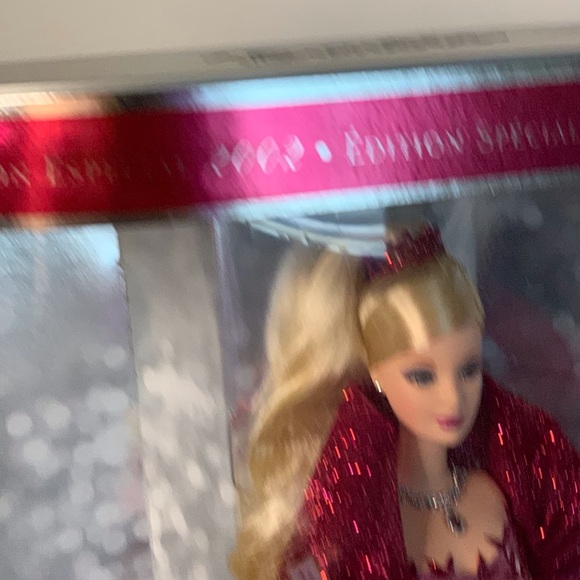 Collectable Barbie Holiday Celebration Doll 2002 in Sparkling Burgundy - Picture 3 of 6